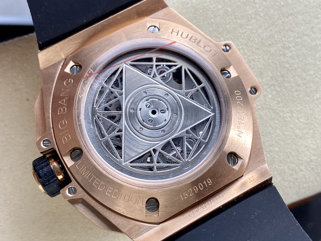 Hublot Big Bang Sang Bleu II King 418.OX.5108.RX.MXM20