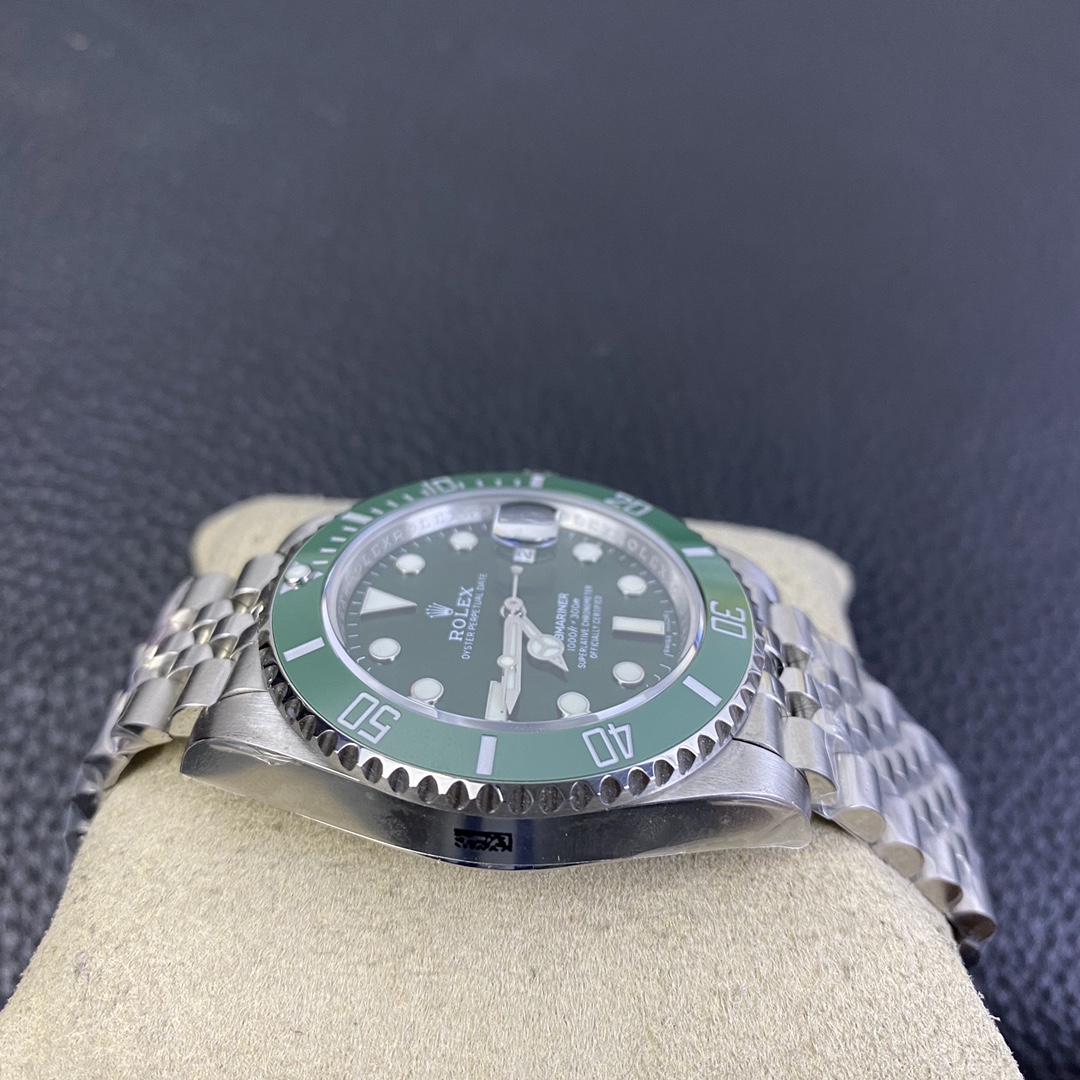 Rolex Submariner 116610LV Jubilee Bracelet 40mm Green Dial Men's Diver