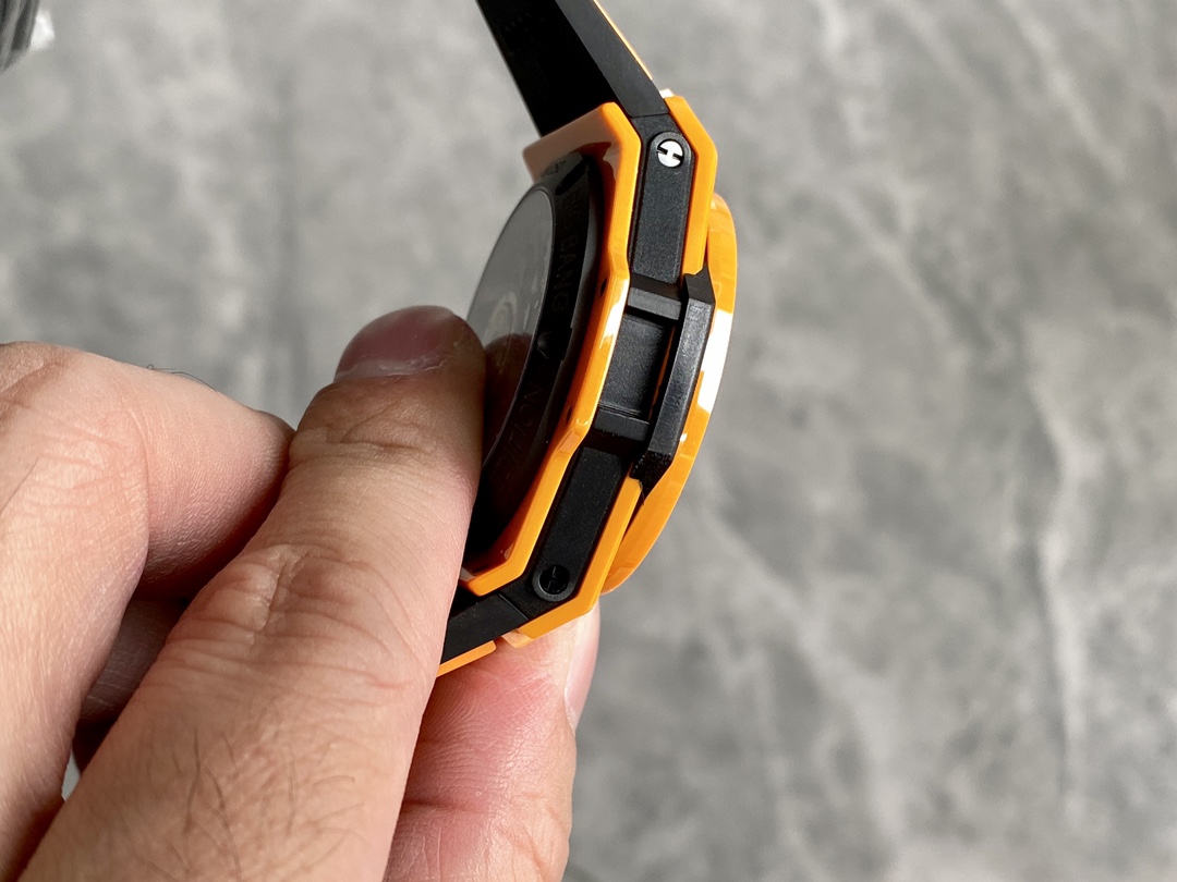 Hublot Big Bang Unico Orange Ceramic 42mm 441.CU.5910.RX