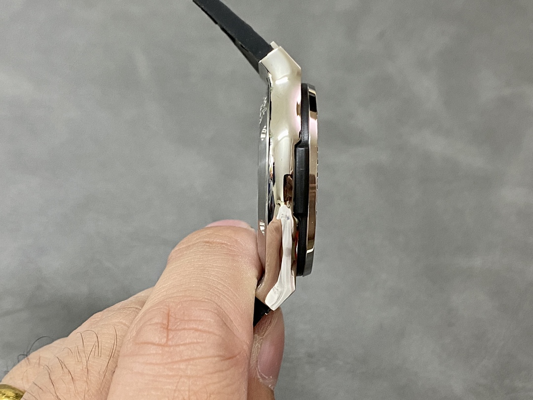 Hublot Classic Fusion 565.nx.1470.lr.1204 38mm