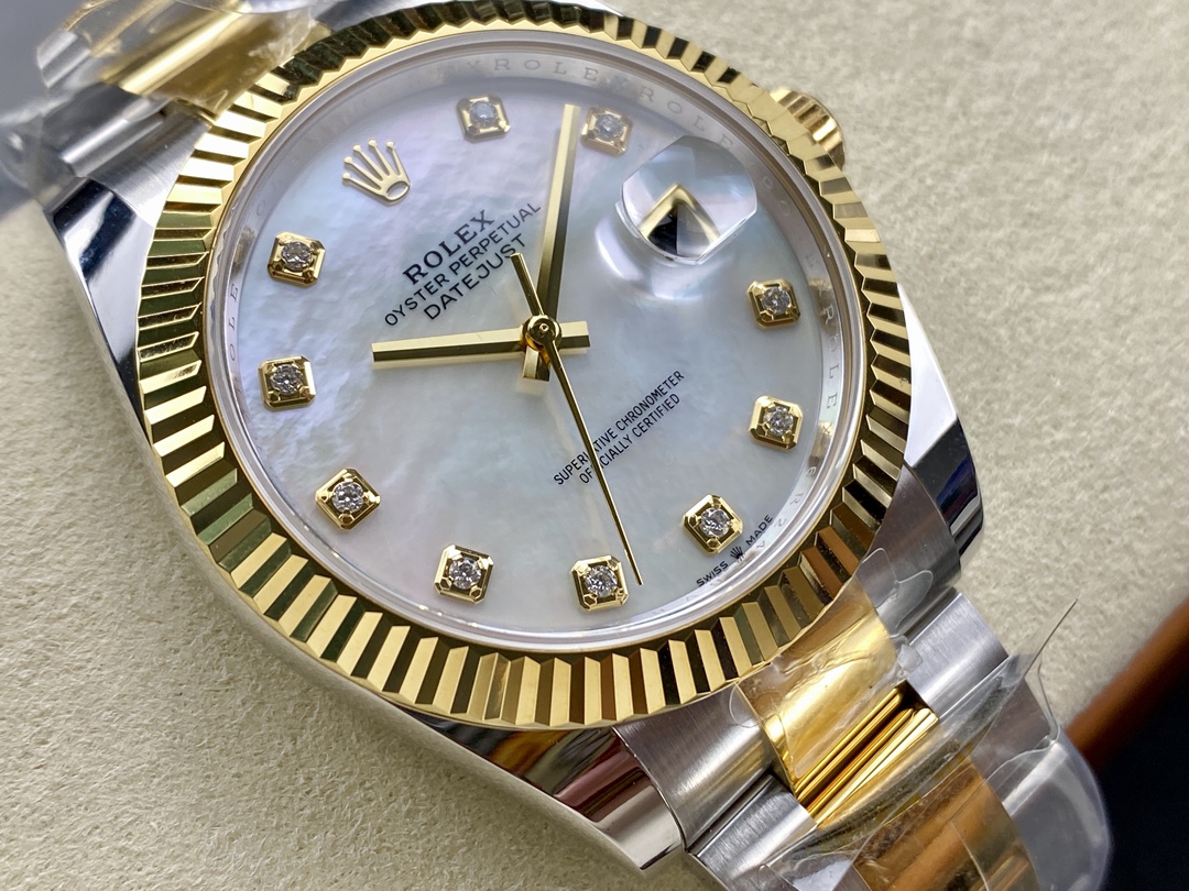 Rolex Datejust 41mm Steel and Yellow Gold 126333 0017 White Mop Diamond Oyster