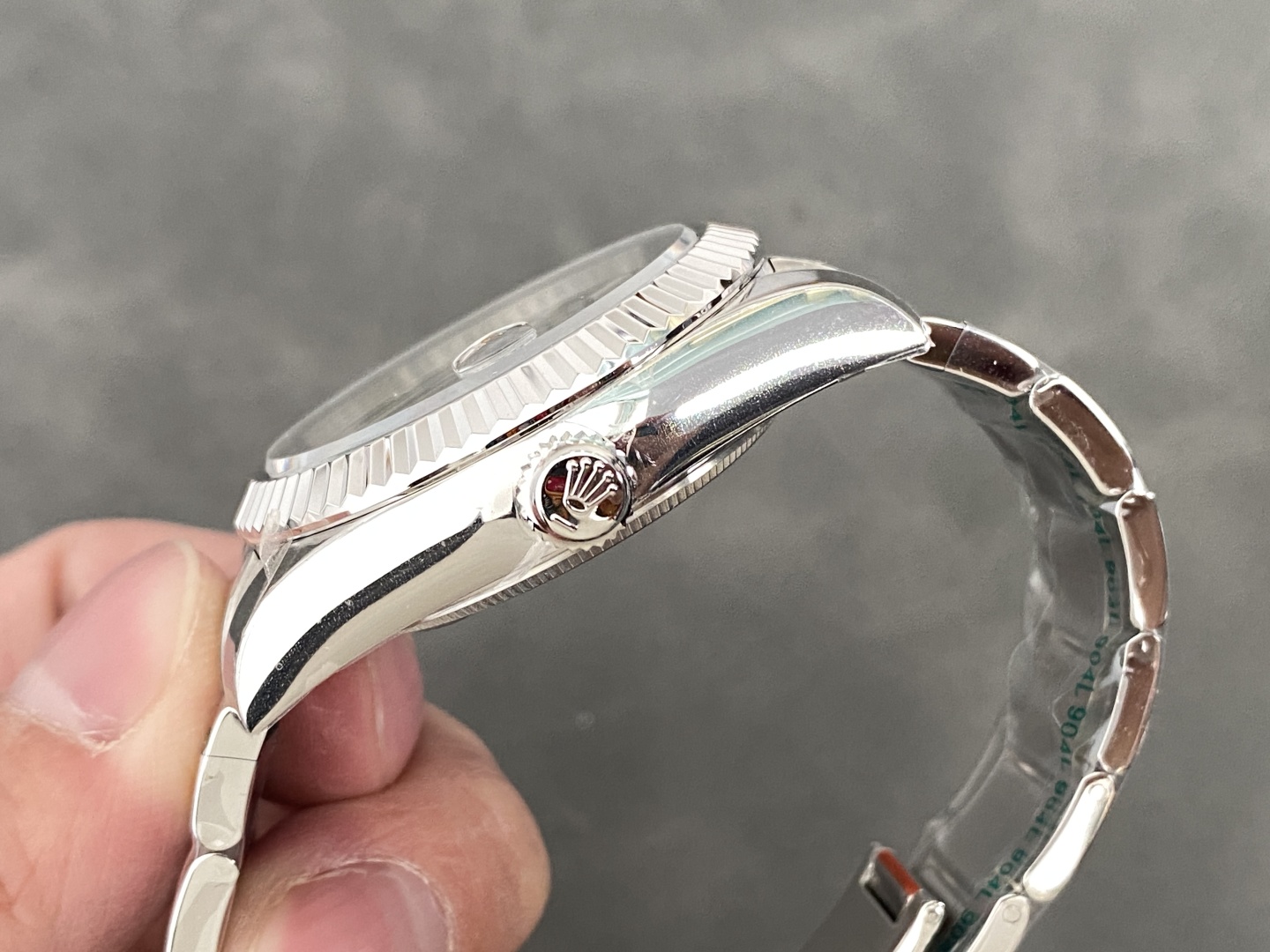 Rolex Sky-Dweller 336934 Fluted Bezel Green Dial 42MM Mens Replica Watch