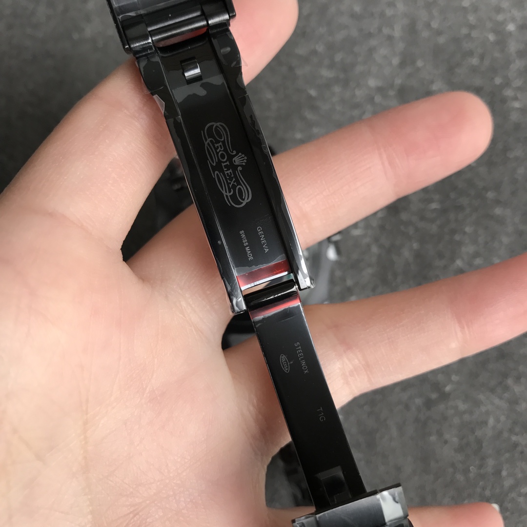 Rolex Submariner Blaken Black PVD/DLC Coated Stainless Steel 40mm 116610LN