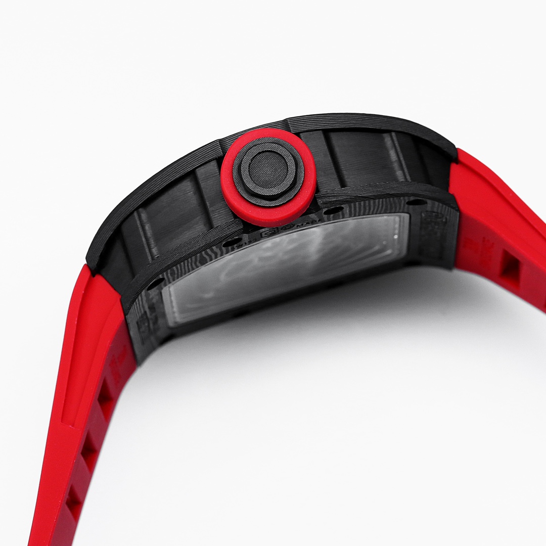 Richard Miller RM 055 NTPT Carbon Fiber Red Rubber Strap