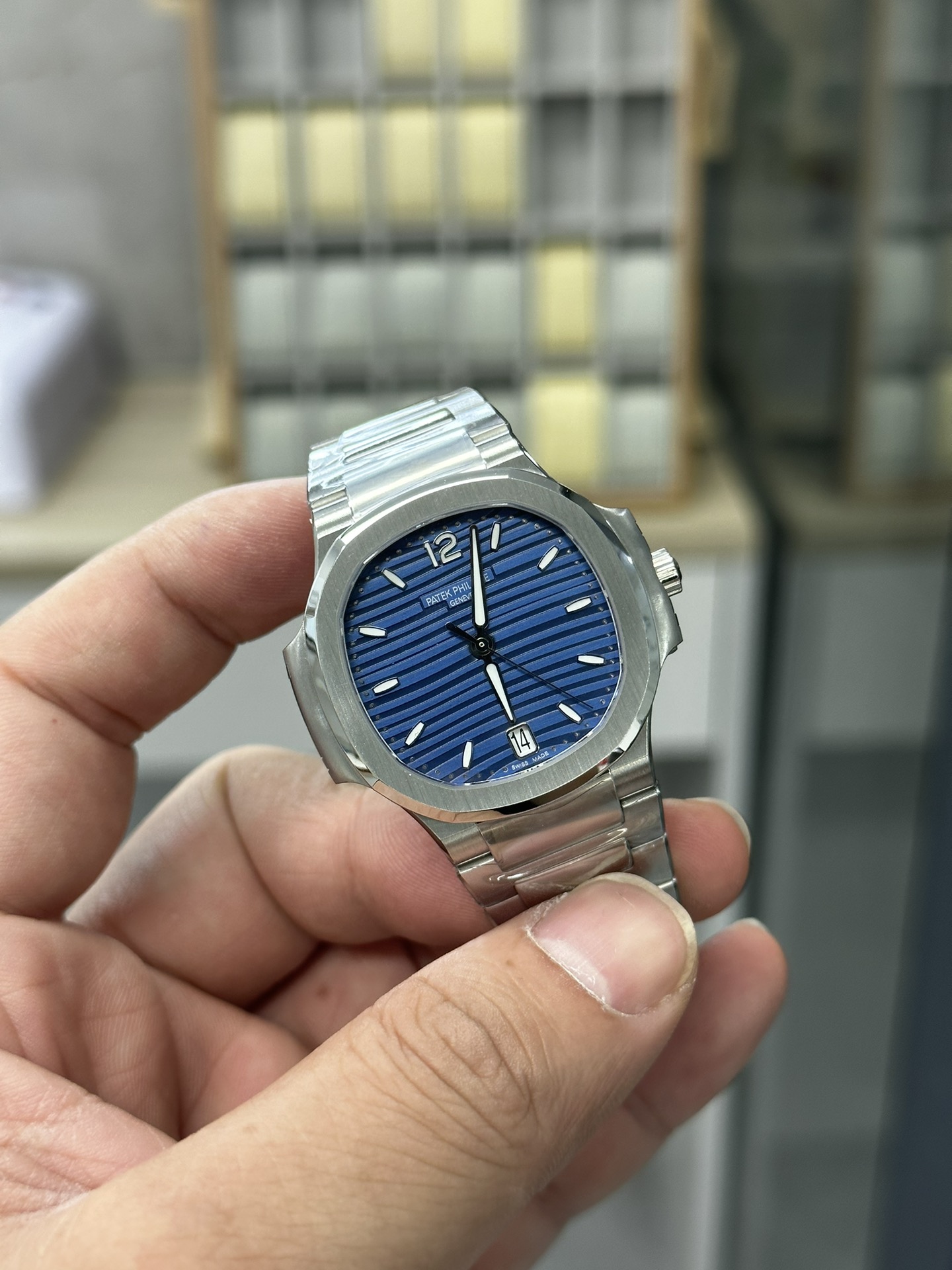 Patek Philippe Ladies Nautilus Blue Dial and Grey Dial 7118 1A 001 35.2mm