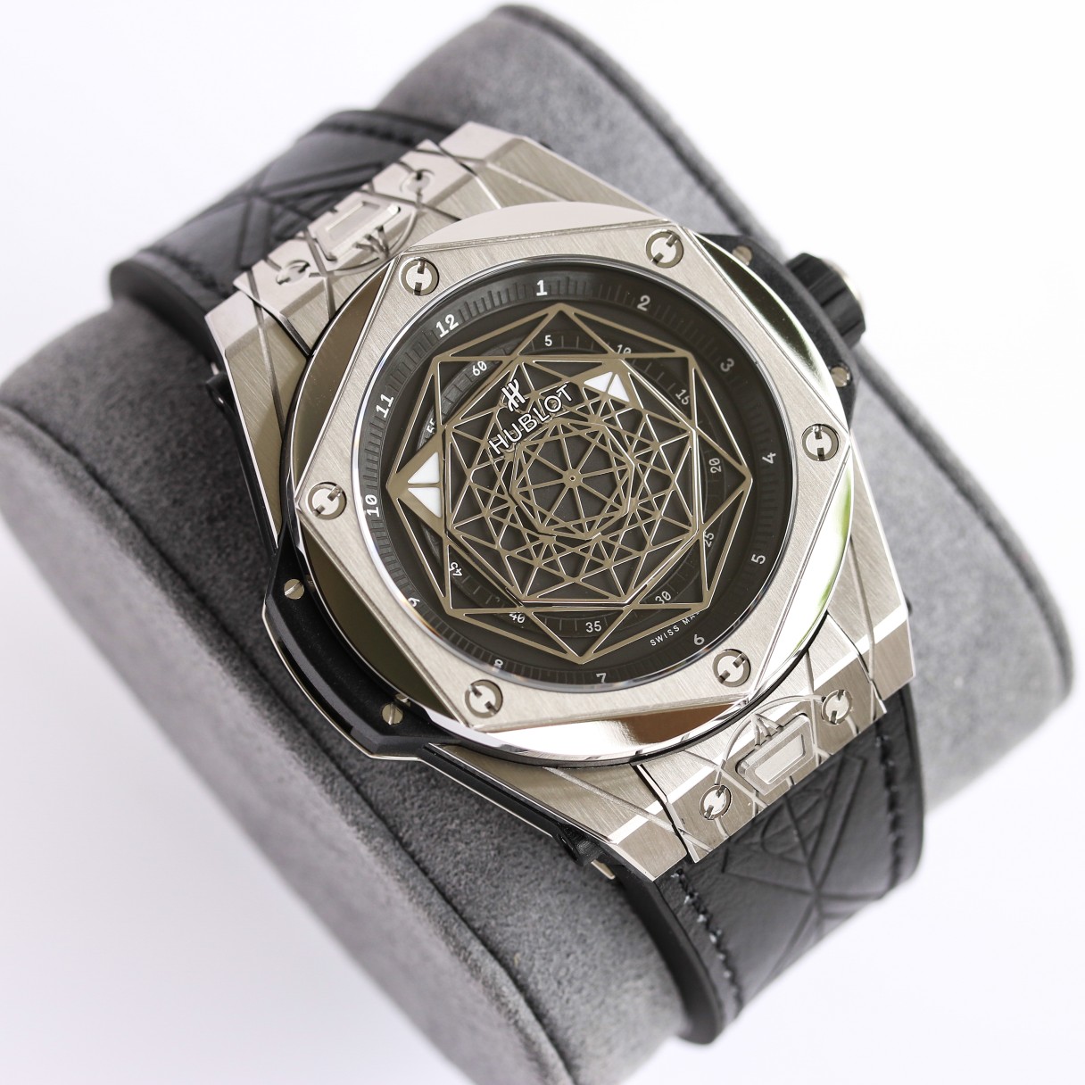 Hublot Big Bang 415.NX.1112.VR.MXM16 44mm