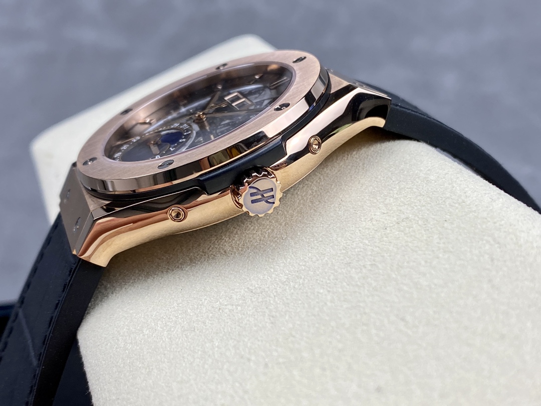 Hublot Classic Fusion 517.OX.0180.LR 45 mm Mens