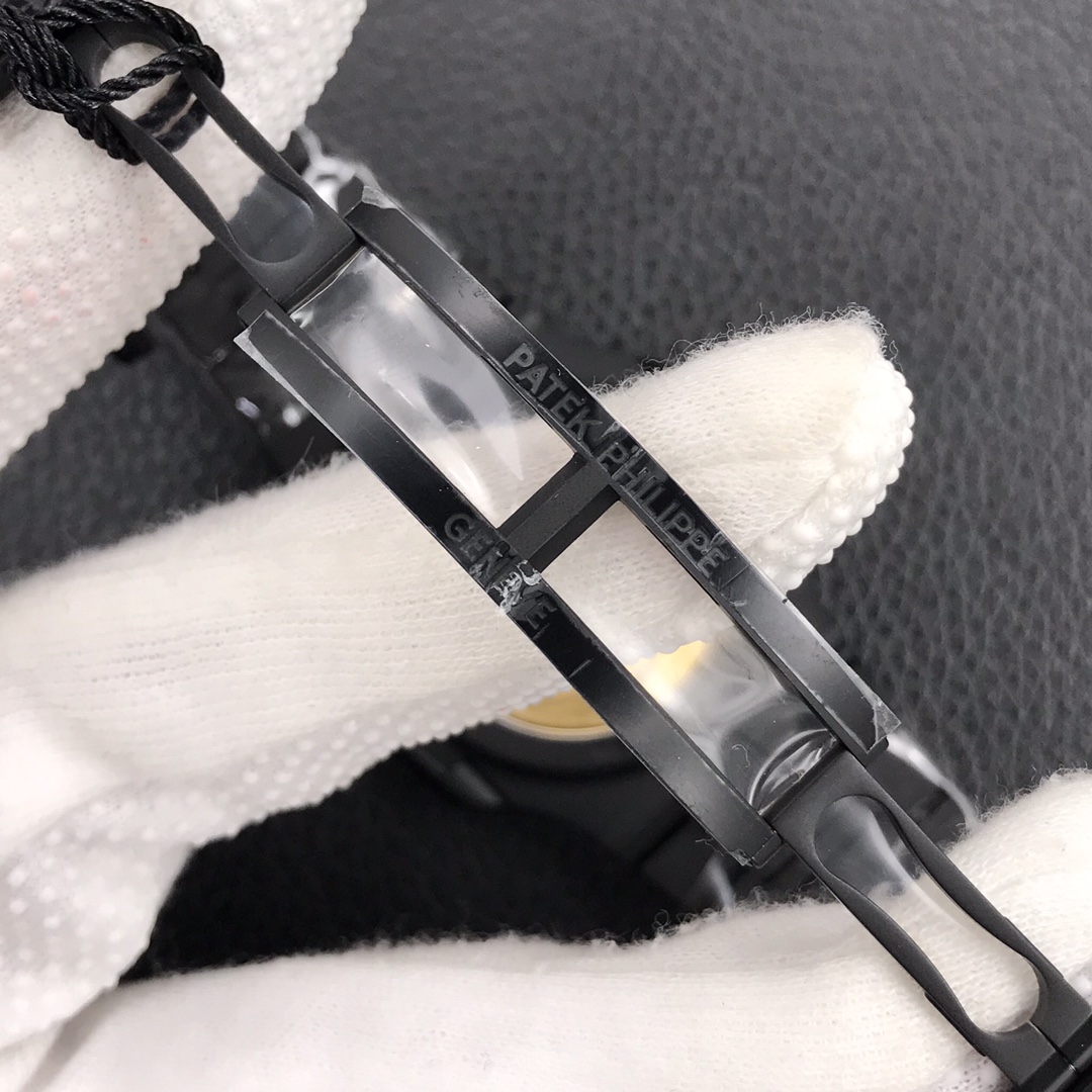 Replica Patek Philippe Nautilus 5711 40MM Mens Watch