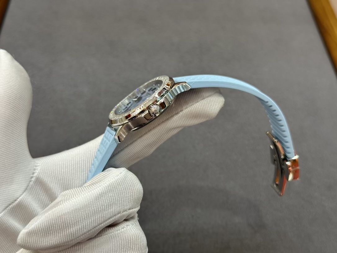 Replica Patek Philippe Aquanaut 5072G 001 Watch For Sale