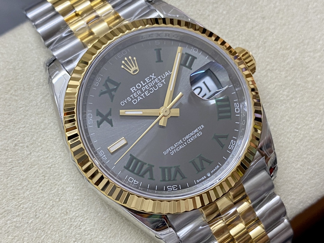 Rolex Datejust Two-Tone Steel Yellow Gold Fluted Bezel m126233 0035 36mm Unisex Replica Watch