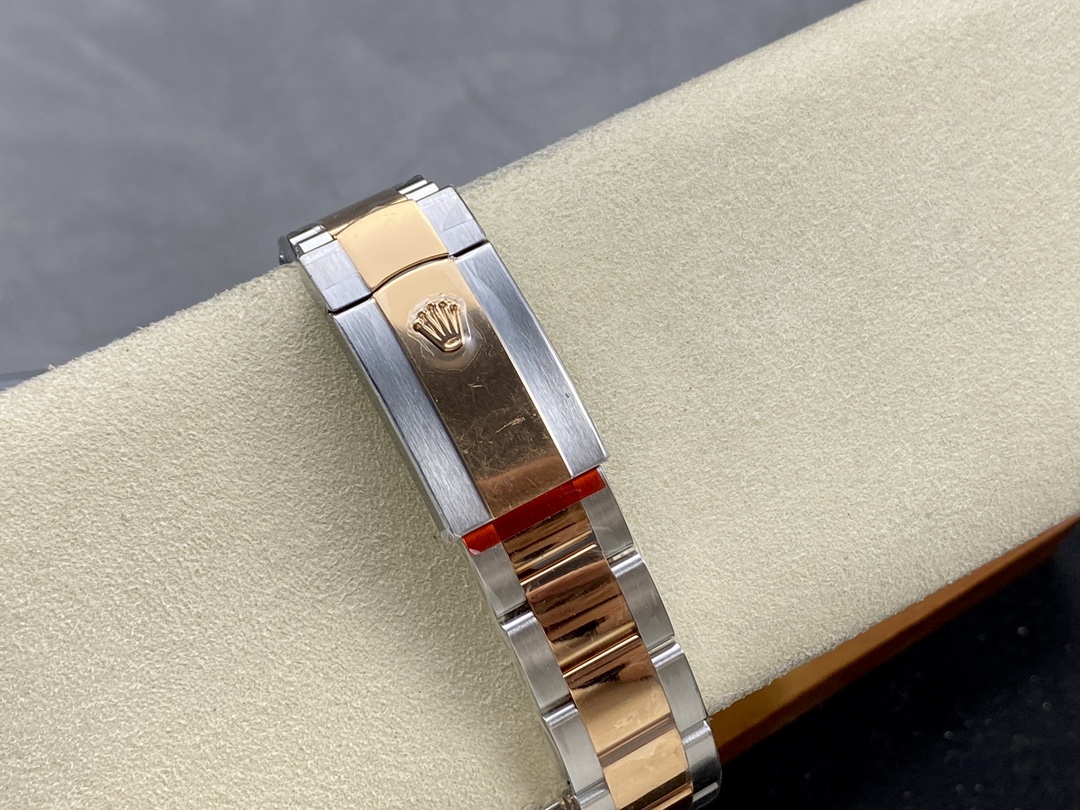 Rolex Datejust 41mm Steel and Yellow Gold 126333 0017 White Mop Diamond Oyster