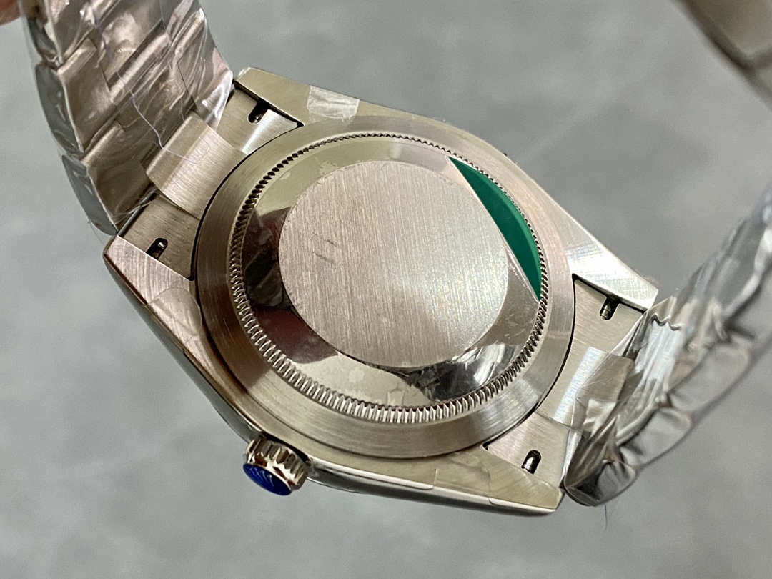 Rolex Oyster Perpetual 36 m126000 0009 Women's Watch