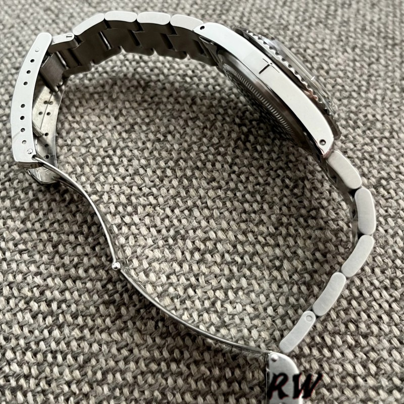 Rolex Submariner 1680 Black Bezel Black Dial 40mm Mens Replica Watch