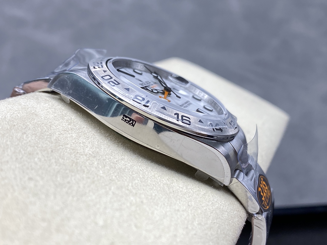 Rolex Explorer II m226570 0001 Stainless Steel White Dial 42MM Mens Replica Watch