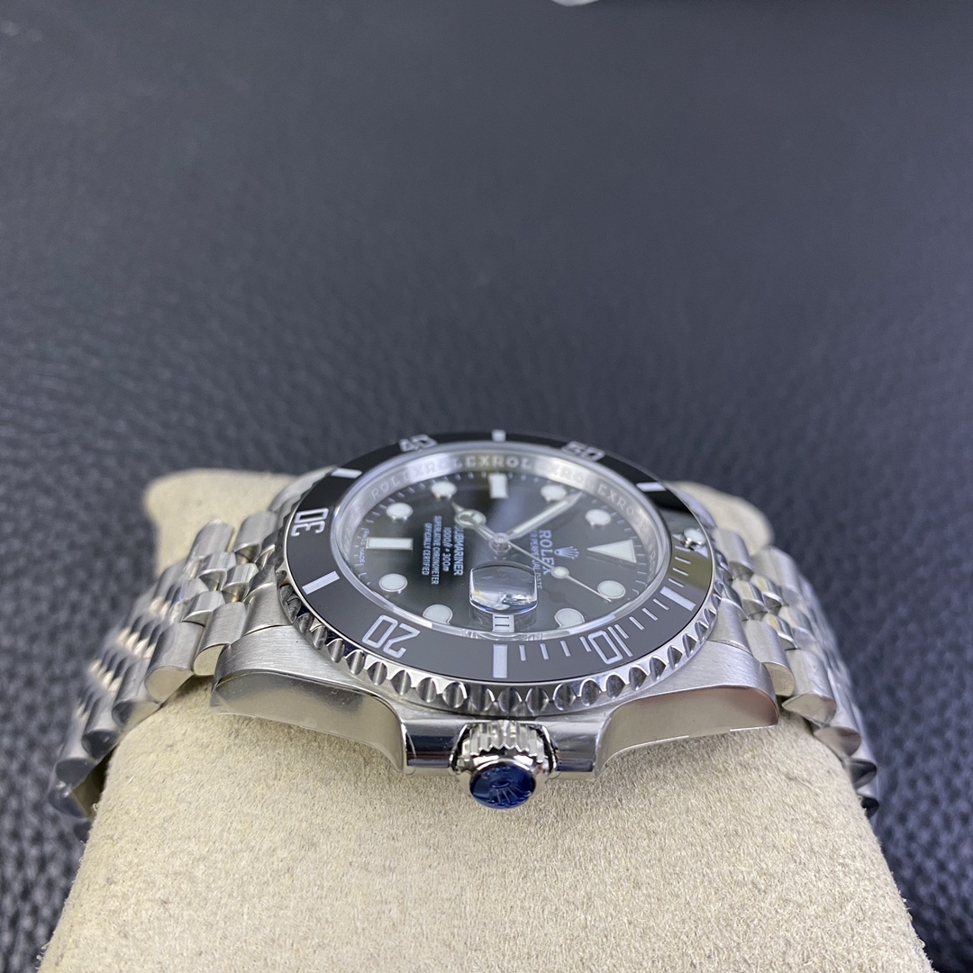 Rolex Submariner 116610 Jubilee Bracelet 40mm Black Dial Men's Diver