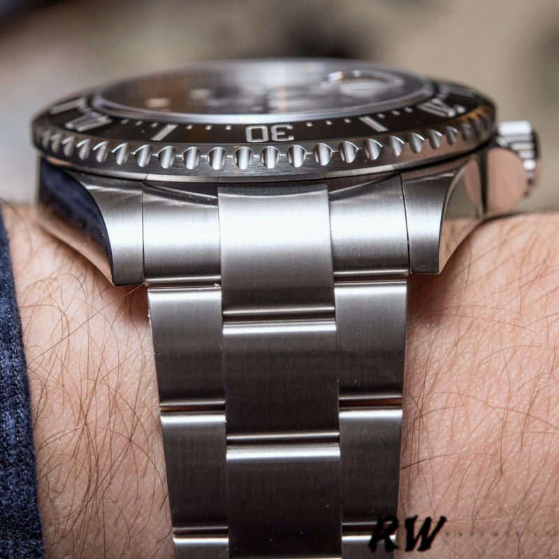 Rolex Sea-Dweller 126600 Stainless Steel Black Dial 43MM Mens Replica Watch