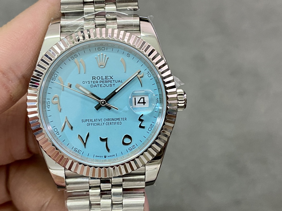 Rolex Datejust 41 Ice Blue Dial with Fluted Bezel 126334 Men's Watch