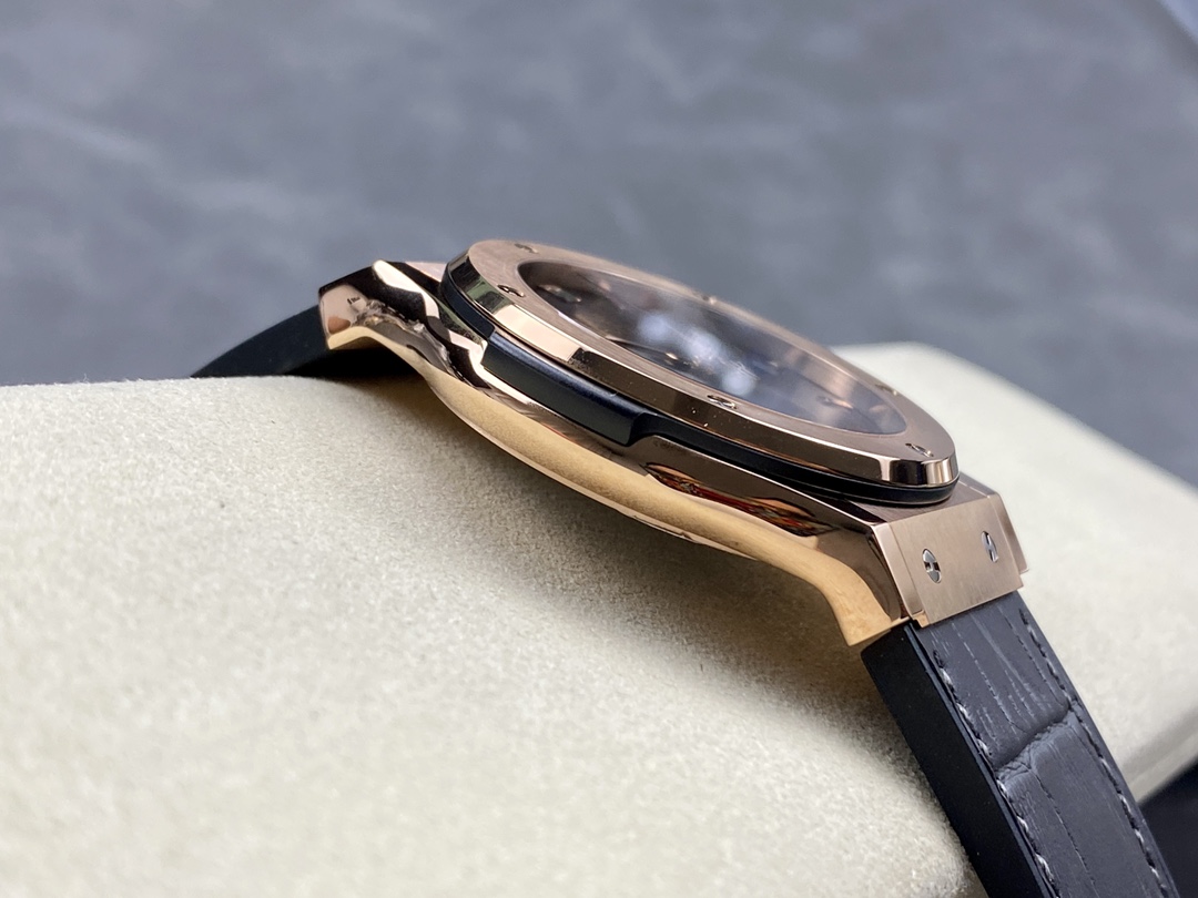 Hublot Classic Fusion 511.OX.7081.LR 45MM