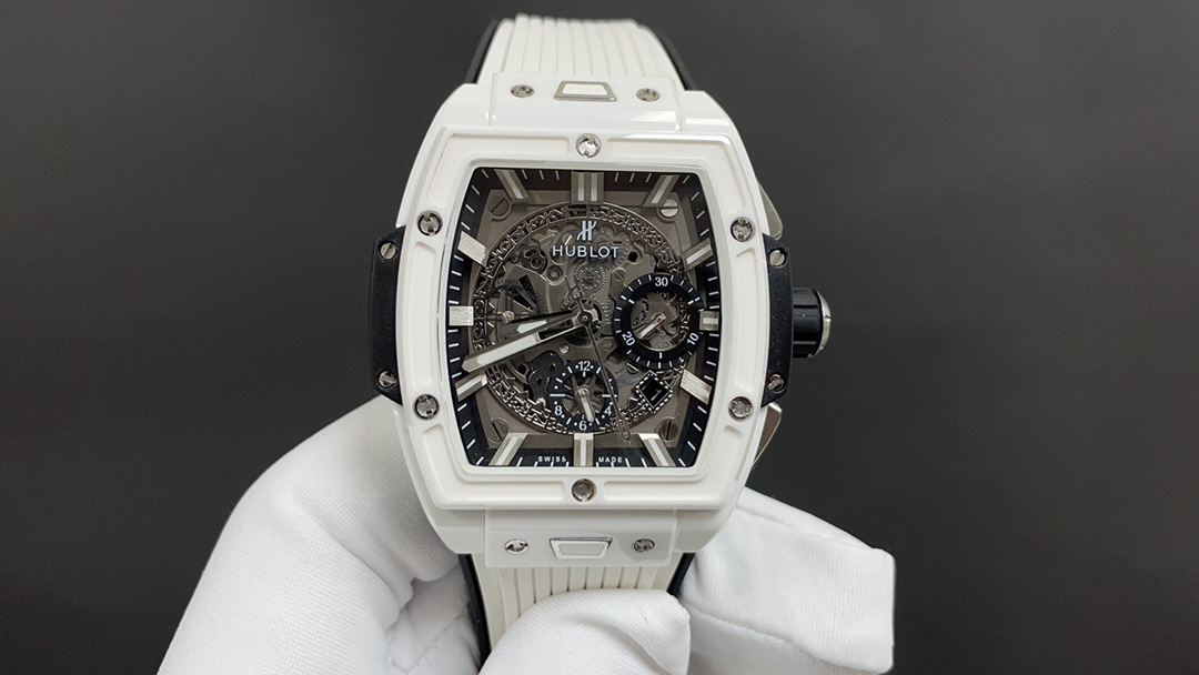 Hublot Spirit of Big Bang 42 mm 642.HX.0170.RX