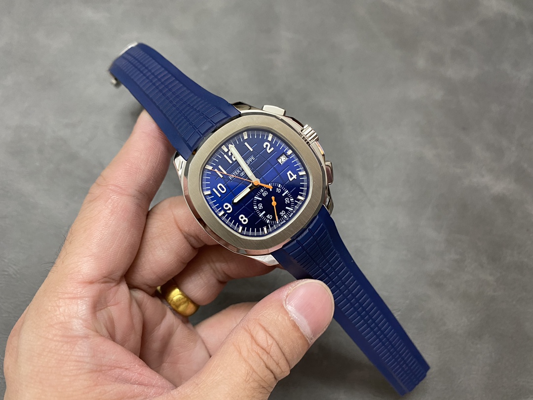 Replica Patek Philippe Aquanaut Blue 5968A 001 42mm Mens Watch
