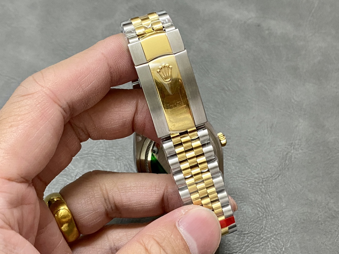 Rolex Datejust m126233 0019 White Index Dial Fluted Bezel 36MM Unisex Replica Watch