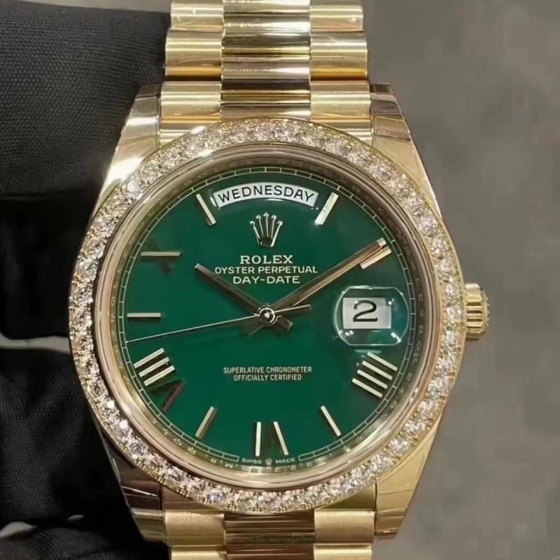 Rolex Day Date 40 18K Yellow Gold Green Dial Diamond Bezel M228348RBR 0040 Men's Watch