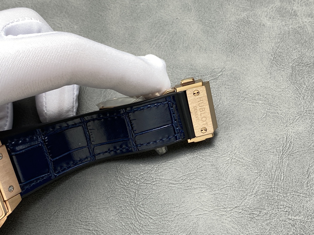 Hublot Spirit of Big Bang Chronograph King Gold Blue Leather Men's Watch 641.OX.7180.LR