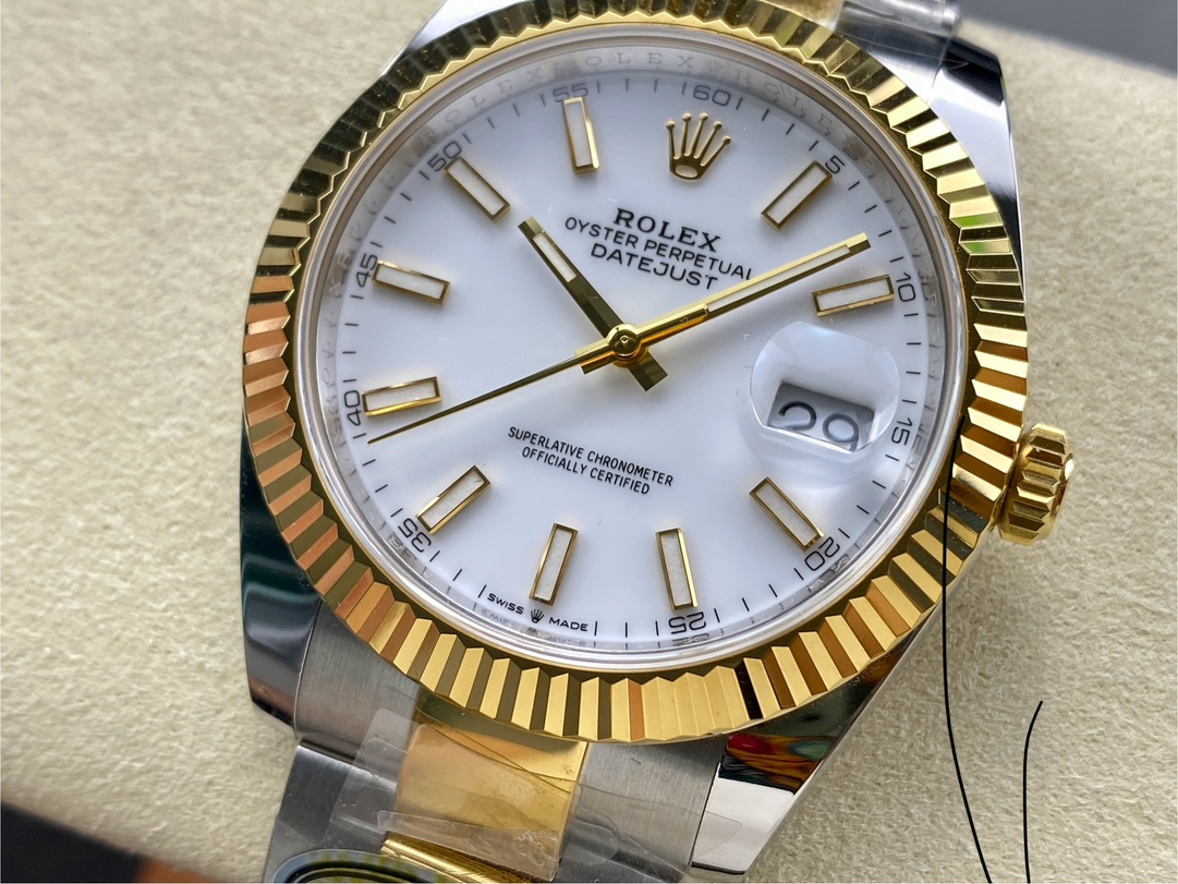 Rolex Datejust 126333 0015 White Index Oyster 41mm Two Tone Steel