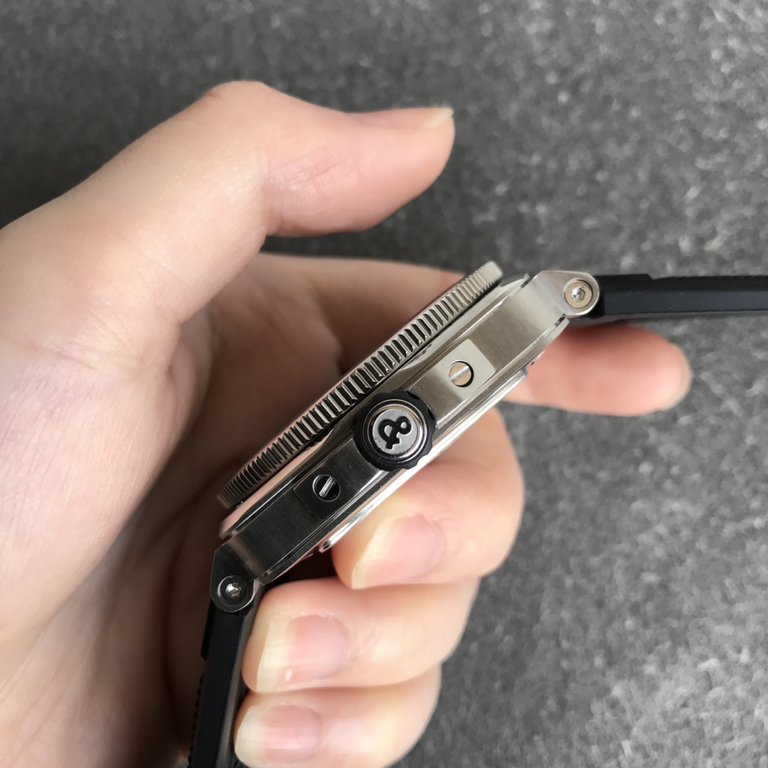 Bell Ross BR 03 92-D-BL-ST/SRB Black Dial