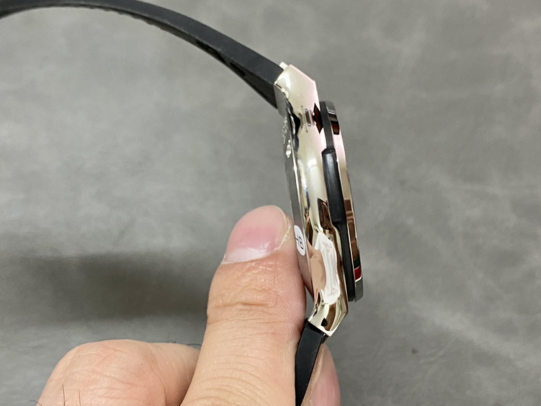 511.NX.8970.LR Hublot Classic Fusion Automatic Green