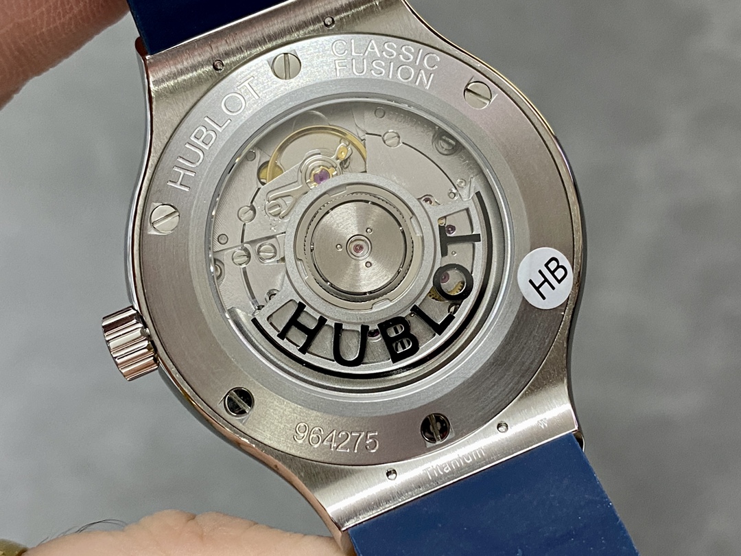 565.NX.7170.RX.1204 Hublot Classic Fusion Titanium Blue Diamonds