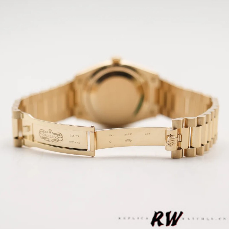 Rolex Day-Date 128238 Fluted Bezel Turquoise Diamond Dial 36MM Unisex Replica Watch