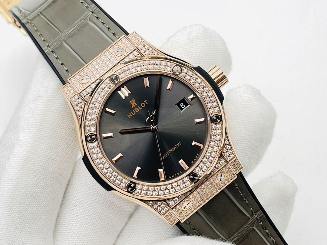 Hublot Classic Fusion 542.OX.1181.LR.1704 42mm