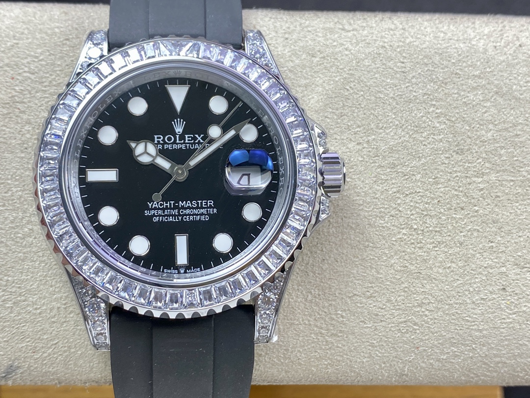 Rolex Yacht Master White Gold 42mm 226679TBR Bagutte bezel Black Dial
