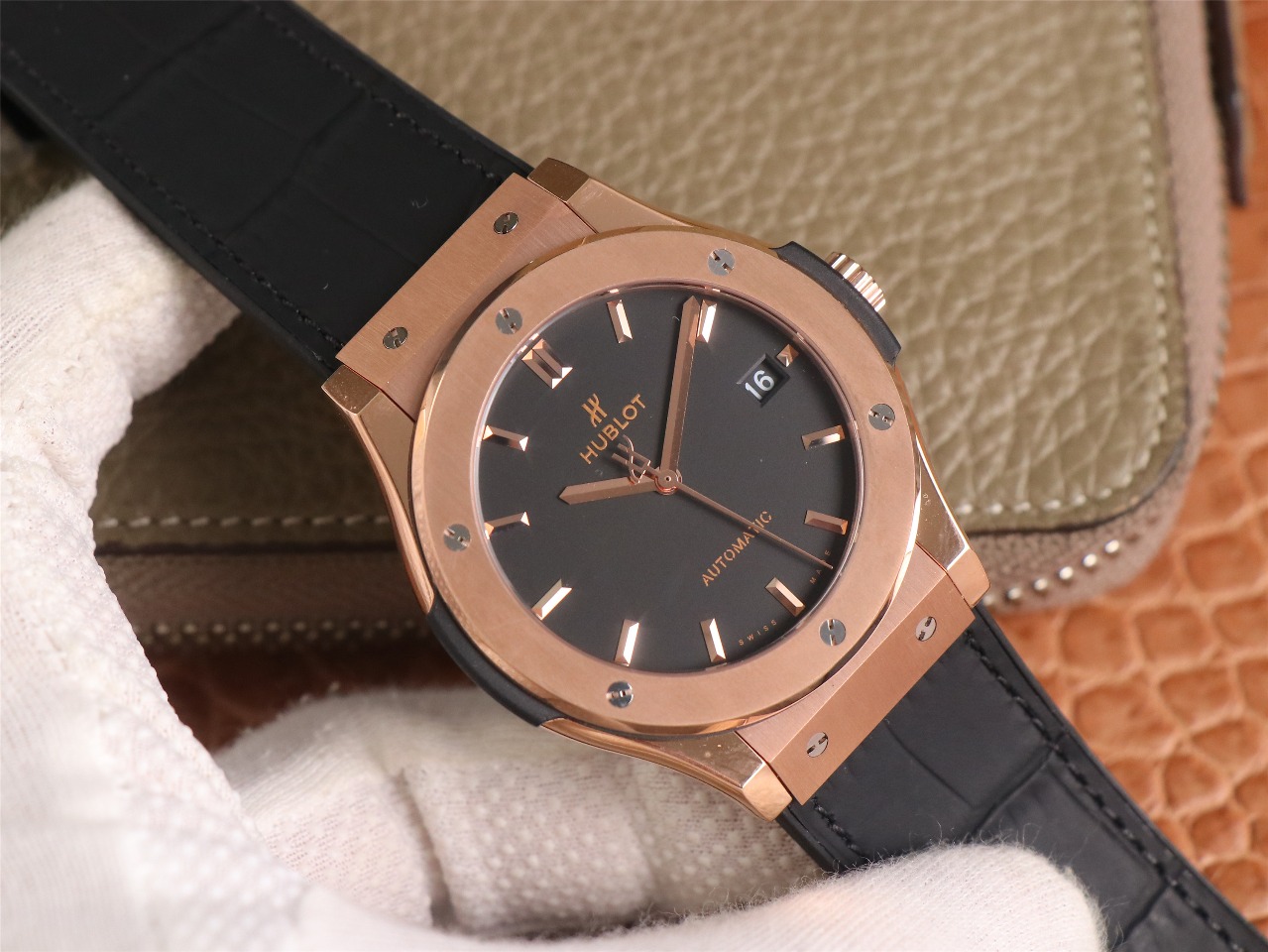 Hublot Classic Fusion King Gold 542.OX.1181.LR 42mm