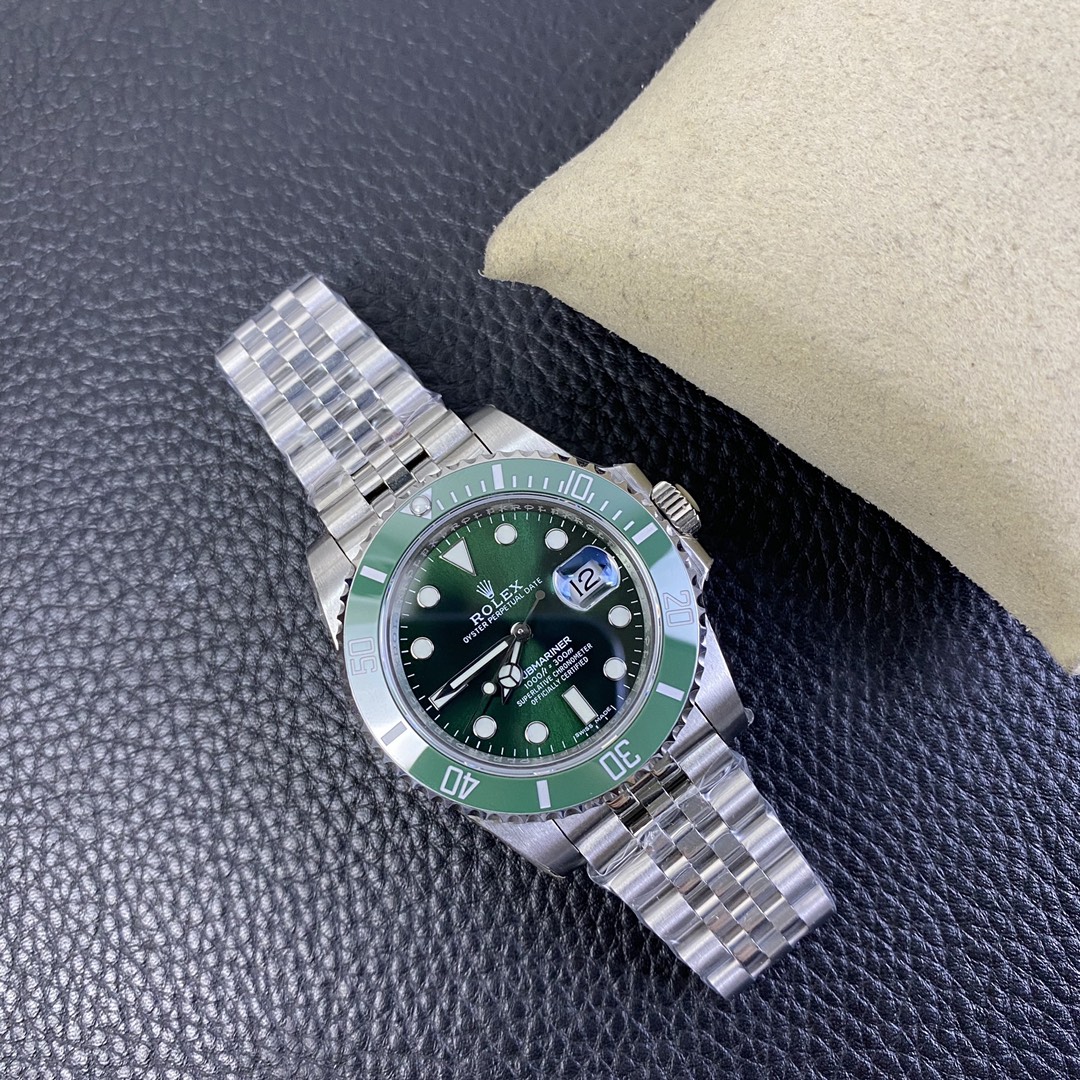 Rolex Submariner 116610LV Jubilee Bracelet 40mm Green Dial Men's Diver
