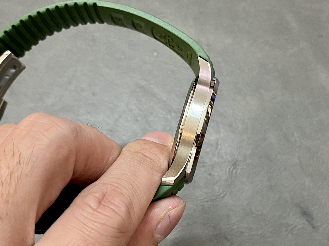 Replica Patek Philippe Aquanaut 5168G 010 40mm Mens Watch