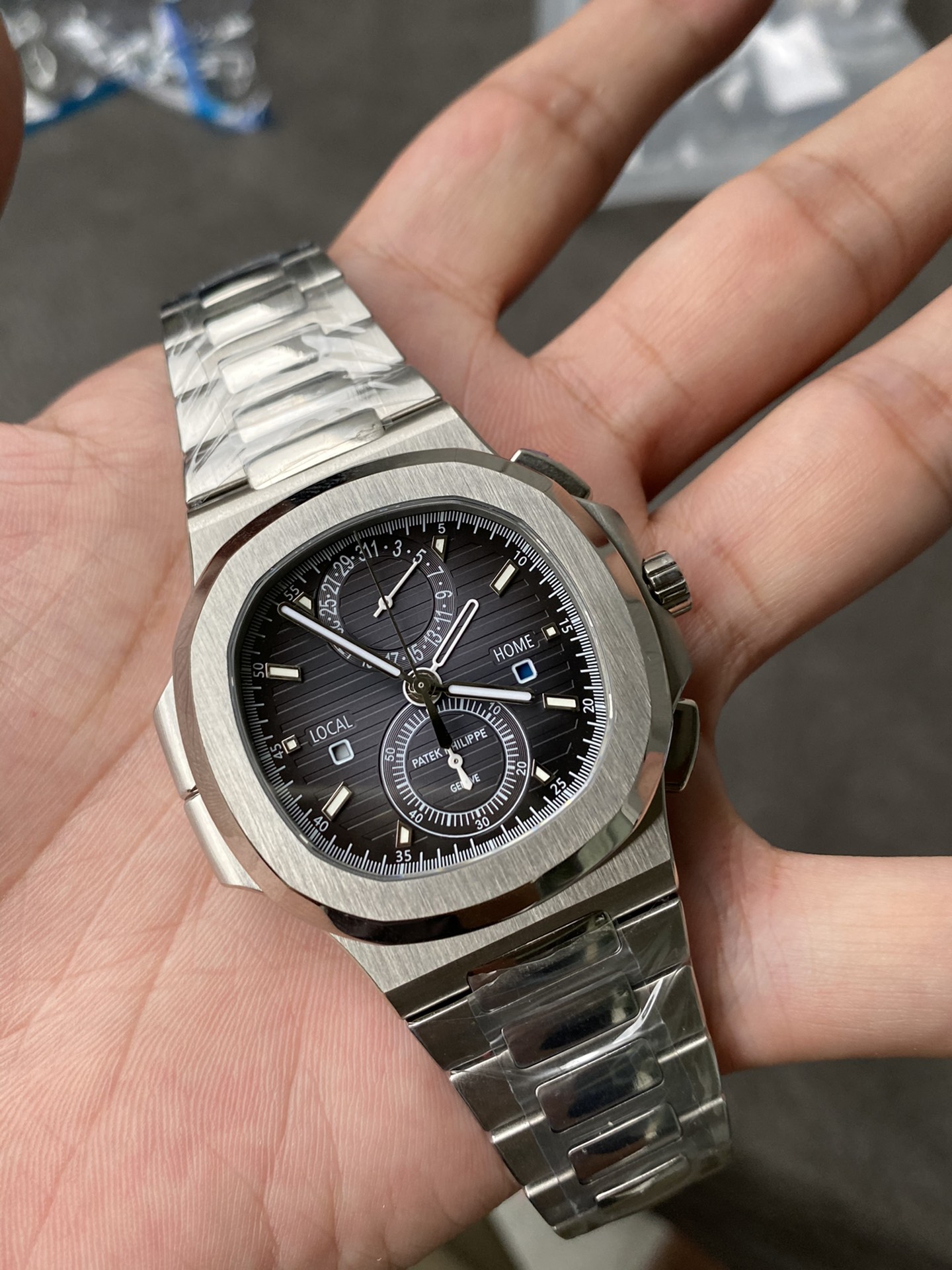 Patek Philippe Nautilus Stainless Steel Black Dial 5990 1A 011