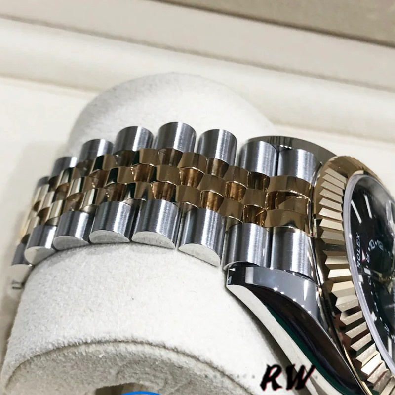 Rolex Sky-Dweller 326933 Stainless Steel Yellow Gold Black Dial 42MM Mens Replica Watch