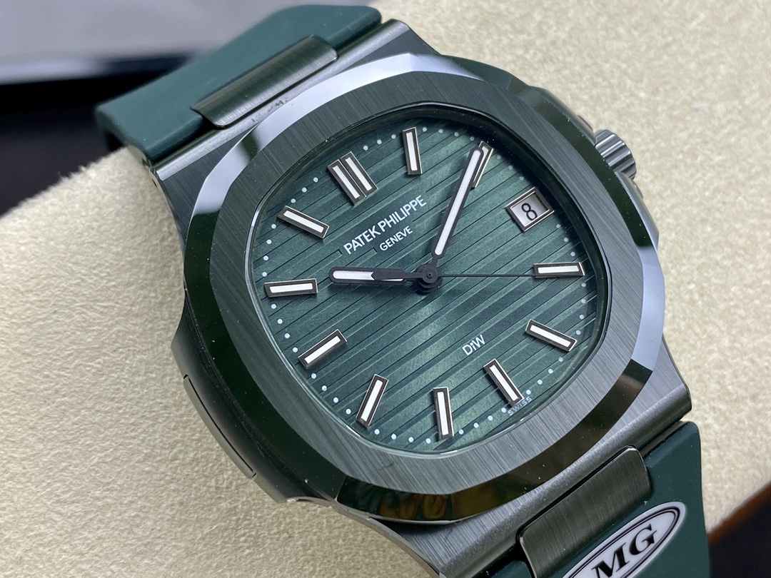Patek Philippe Nautilus Green Rubber Green Dial 5711 40MM Watch