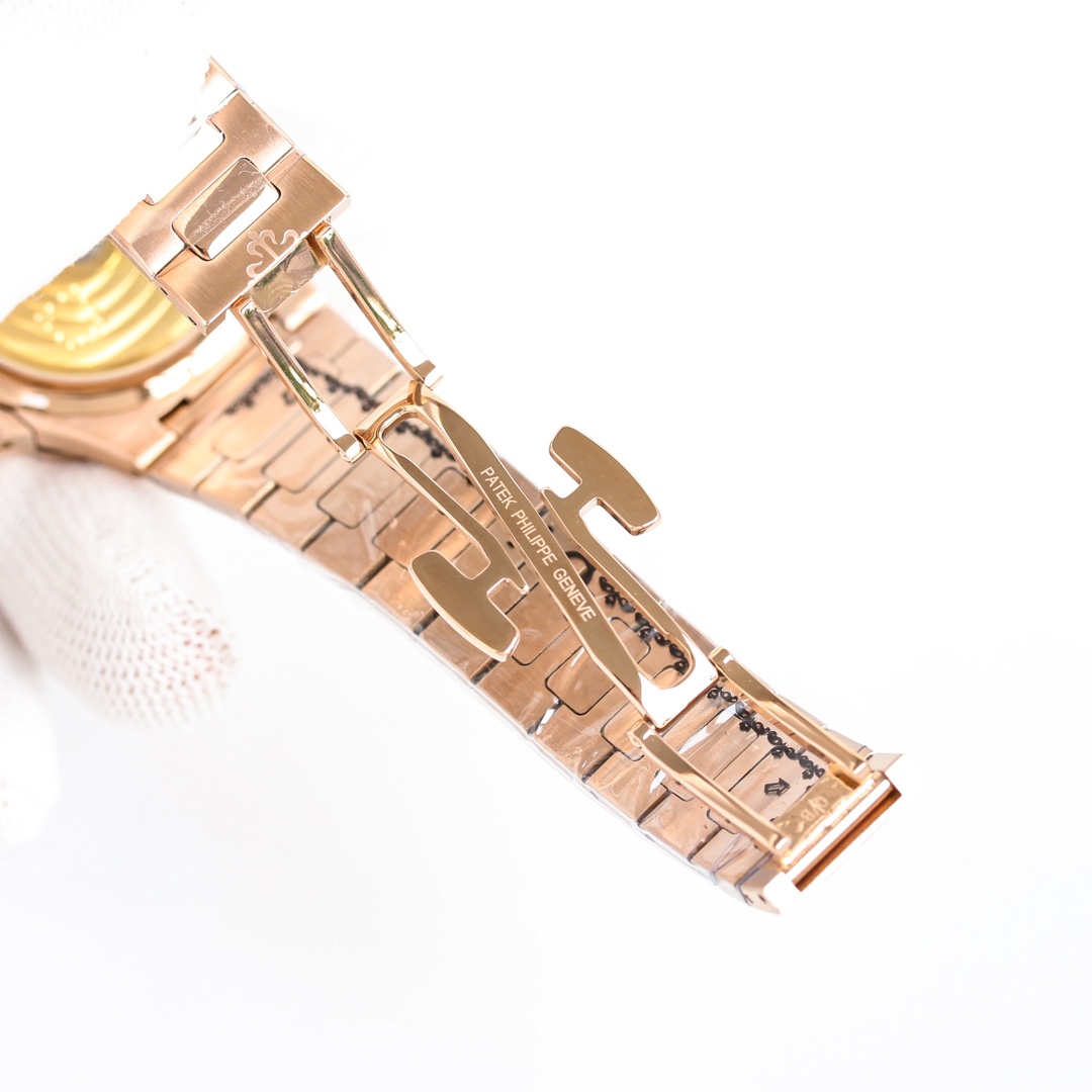 Patek Philippe Nautilus Ladies Rose Gold Blue Dial 7118 35.2mm