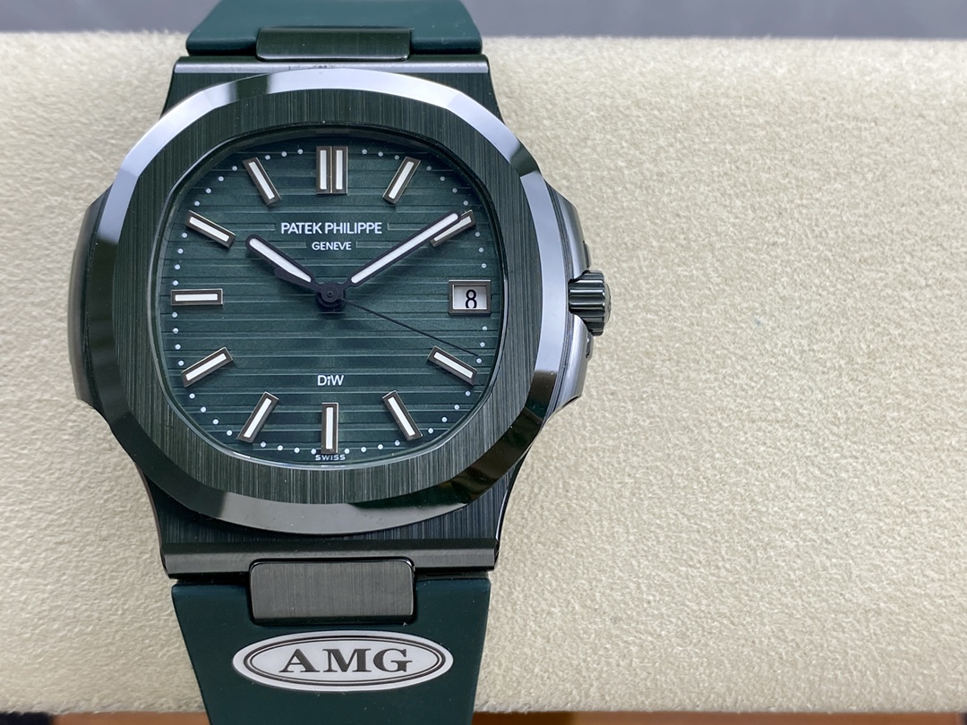 Patek Philippe Nautilus Green Rubber Green Dial 5711 40MM Watch