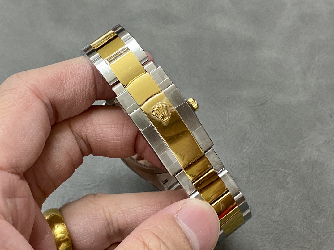 Rolex Datejust 36 Yellow Gold Black Dial m126283rbr 0008