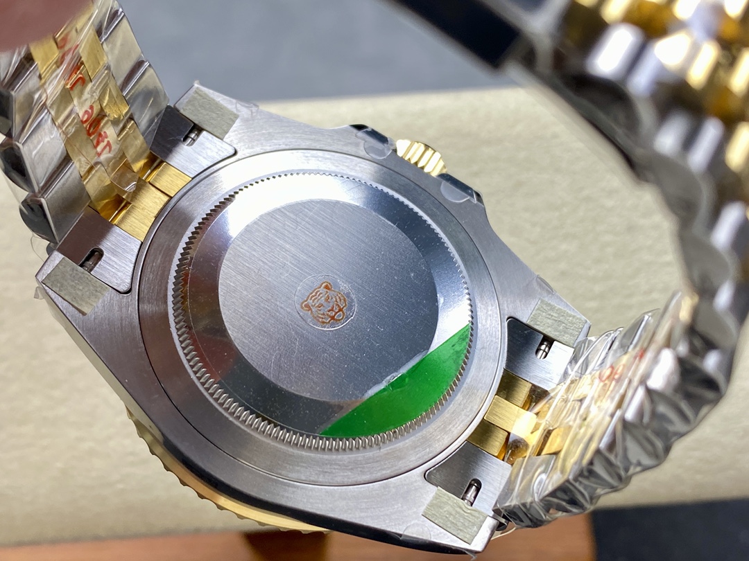 Rolex GMT Master II Black Dial Steel 18kt Yellow Gold 126713GRNR 0001 Men's Watch