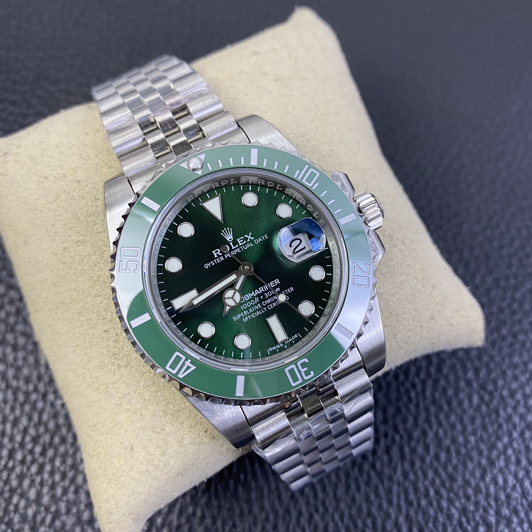 Rolex Submariner 116610LV Jubilee Bracelet 40mm Green Dial Men's Diver