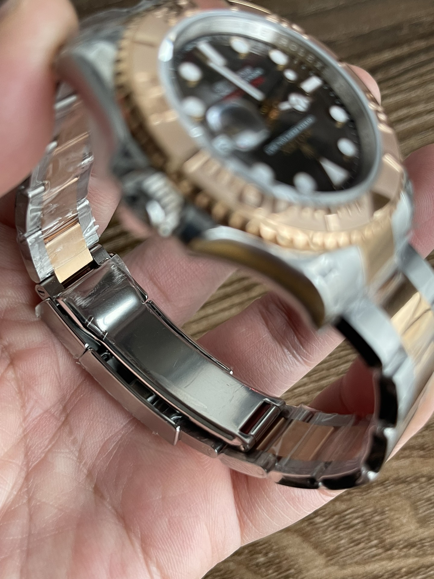 Rolex Yacht-Master 126621 EverRose Gold Black Dial 40MM Mens Replica Watch