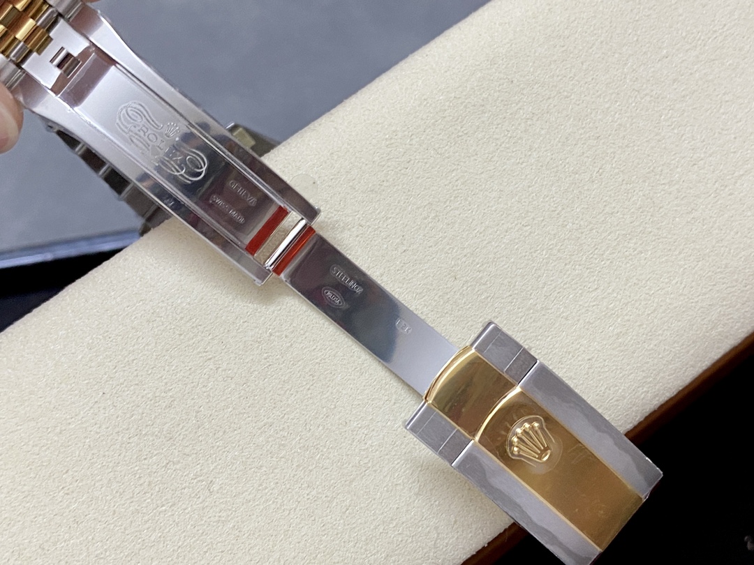 Rolex Datejust Two-Tone Steel Yellow Gold Fluted Bezel m126233 0035 36mm Unisex Replica Watch