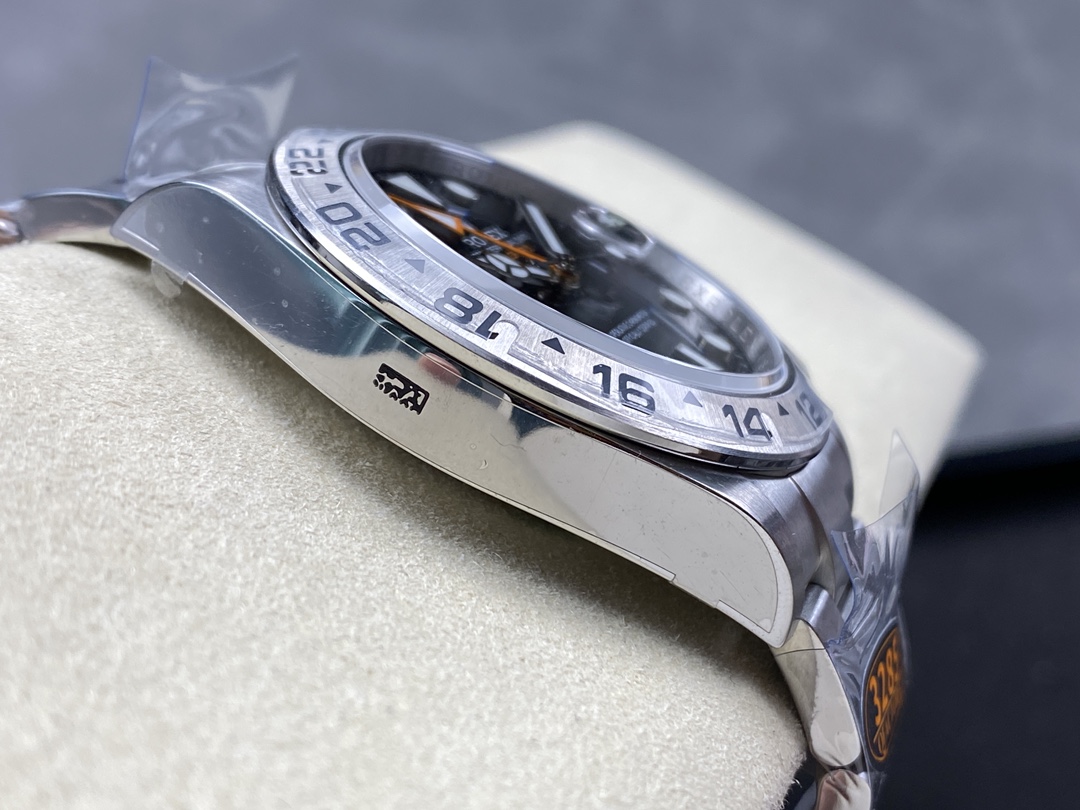 Rolex Explorer II m226570 0002 Stainless Steel Black Dial 42MM Mens Replica Watch