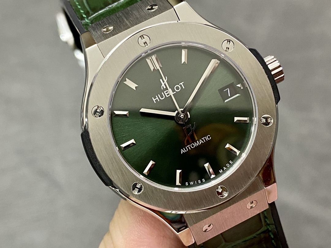 511.NX.8970.LR Hublot Classic Fusion Automatic Green