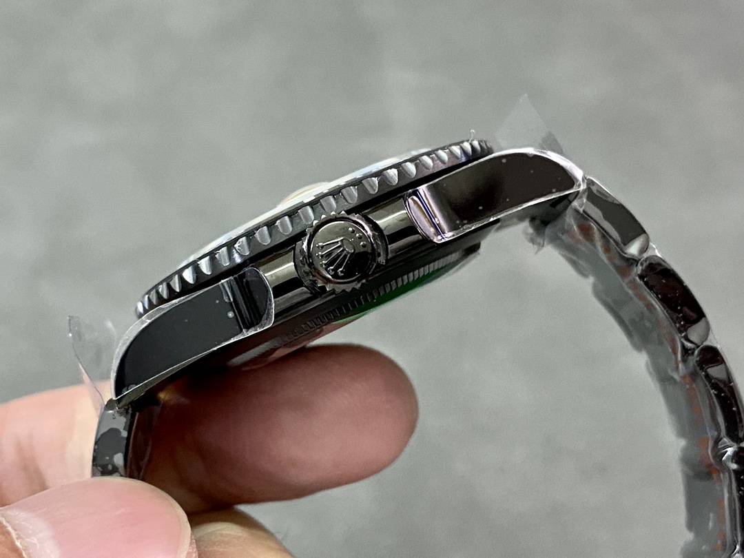 Rolex Submariner Diw 116610 PVD-DLC Stainless Steel Carbon Fiber Bezel Champagne Dial